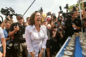 Mandatory Credit: Photo by Joeff Davis/Shutterstock (14611938am) August 10, 2019 - Des Moines, Iowa: California Senator and democratic Presidential candidate Kamala Harris at the