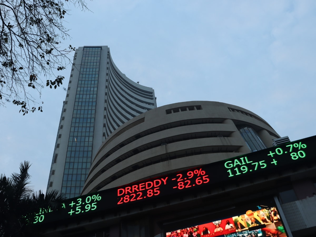 Stock Market Updates: Sensex Drops 351 Points, Nifty Below 24,750